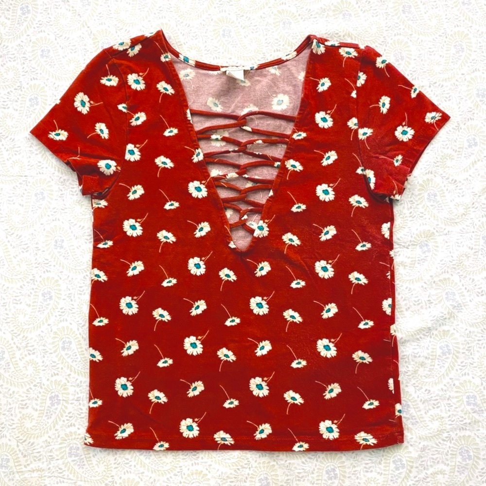 F21 (juniors) daisy flower laced crop top, red